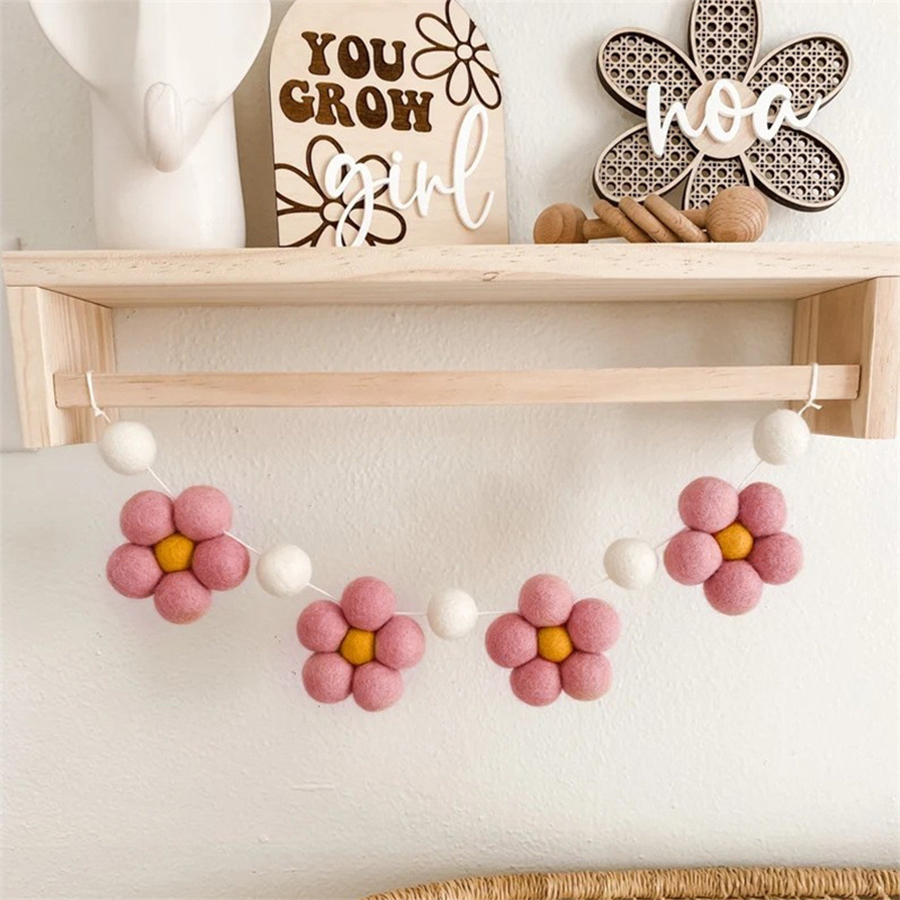 Baby Nursery Garland - Handgemaakte vilten daisy guirlande, bohemian babykamer